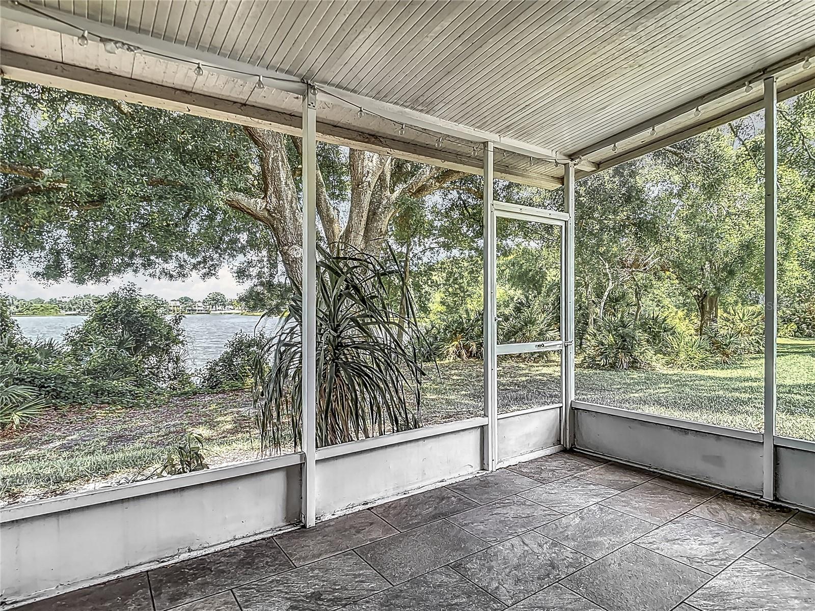 Image 50 of 73 For 8576 Sandy Beach St
