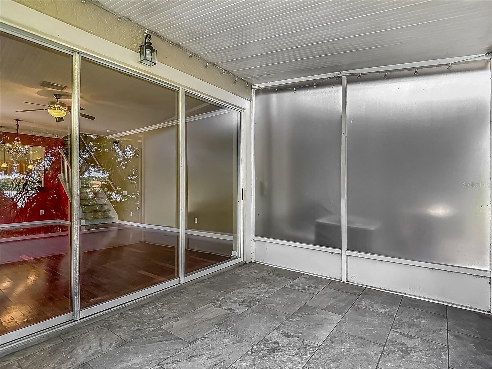 Image 52 of 73 For 8576 Sandy Beach St