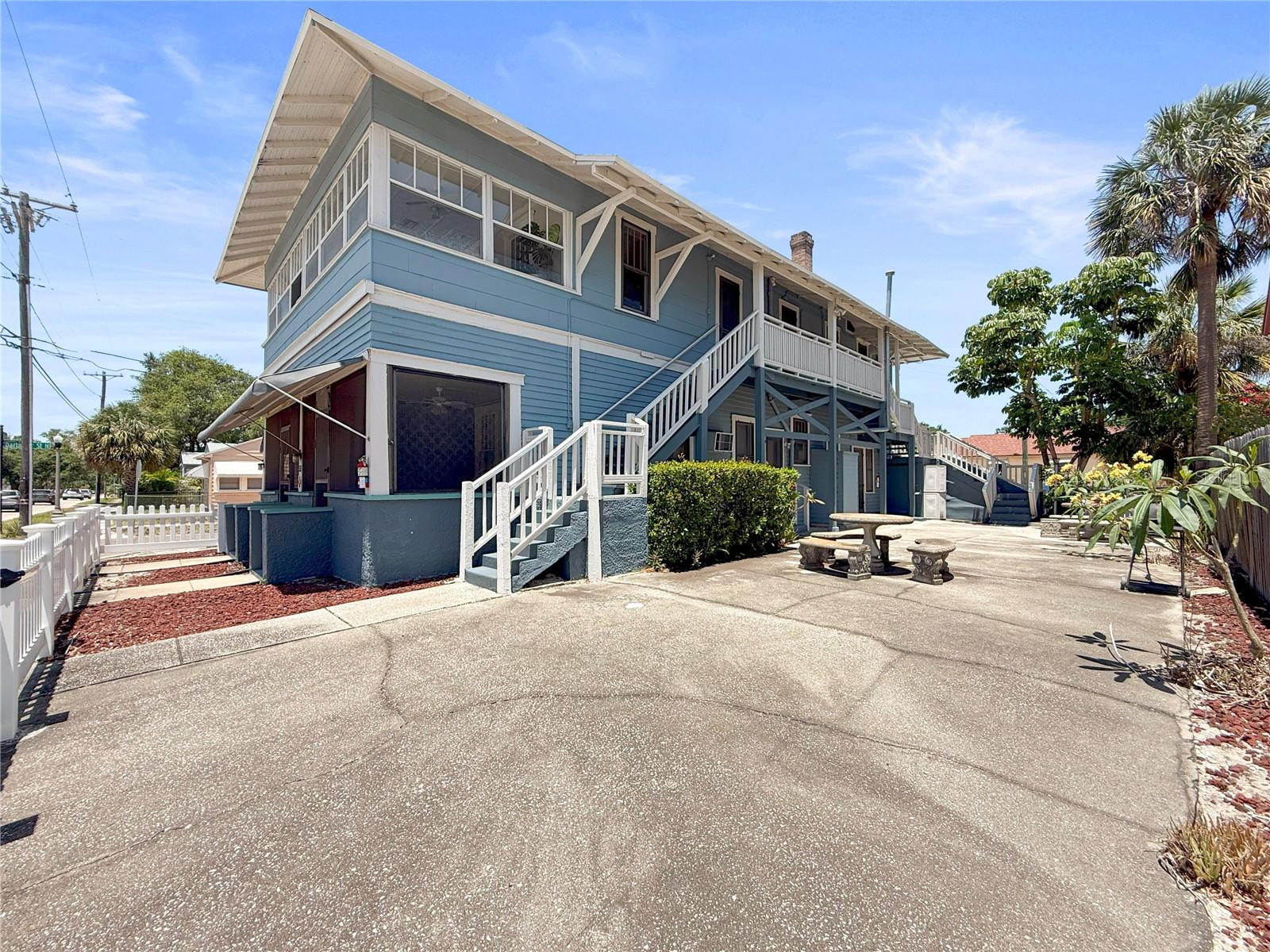 Details for 471 9th Avenue N 5, ST PETERSBURG, FL 33701