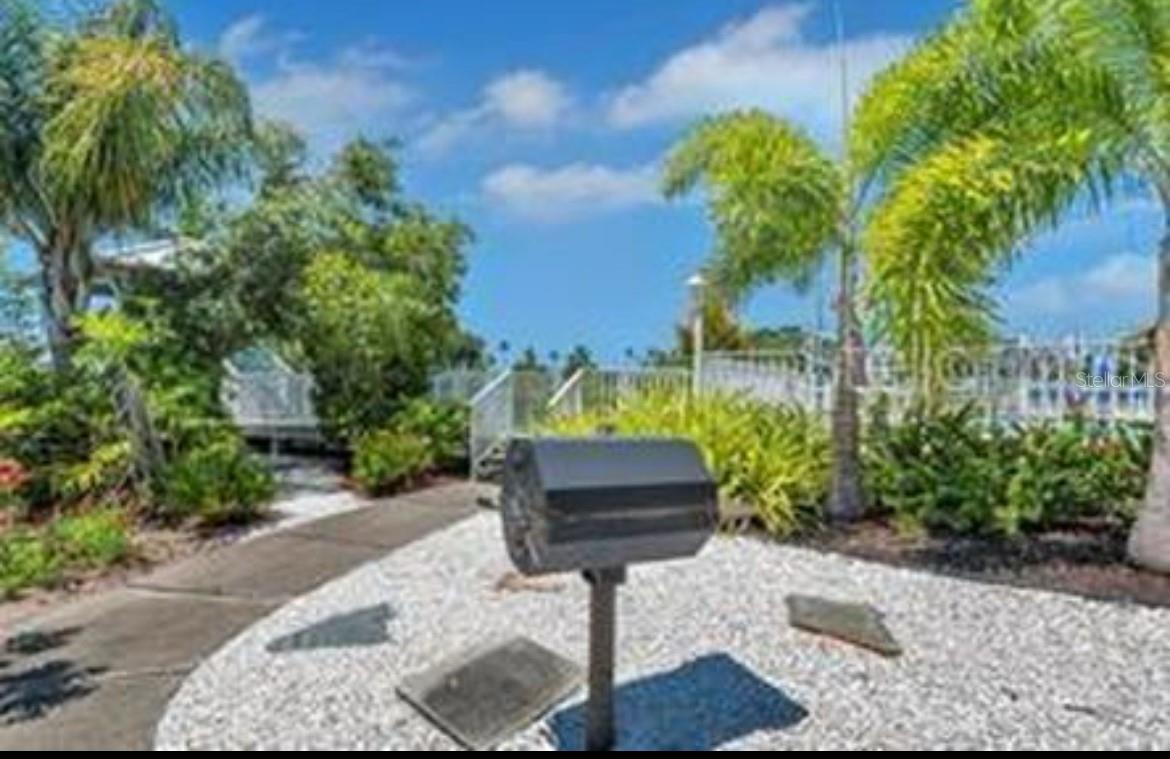 Image 23 of 32 For 865 Waterside Lane
