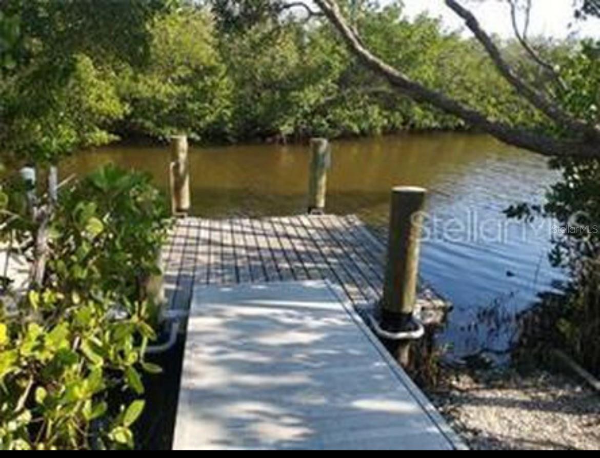 Image 24 of 32 For 865 Waterside Lane