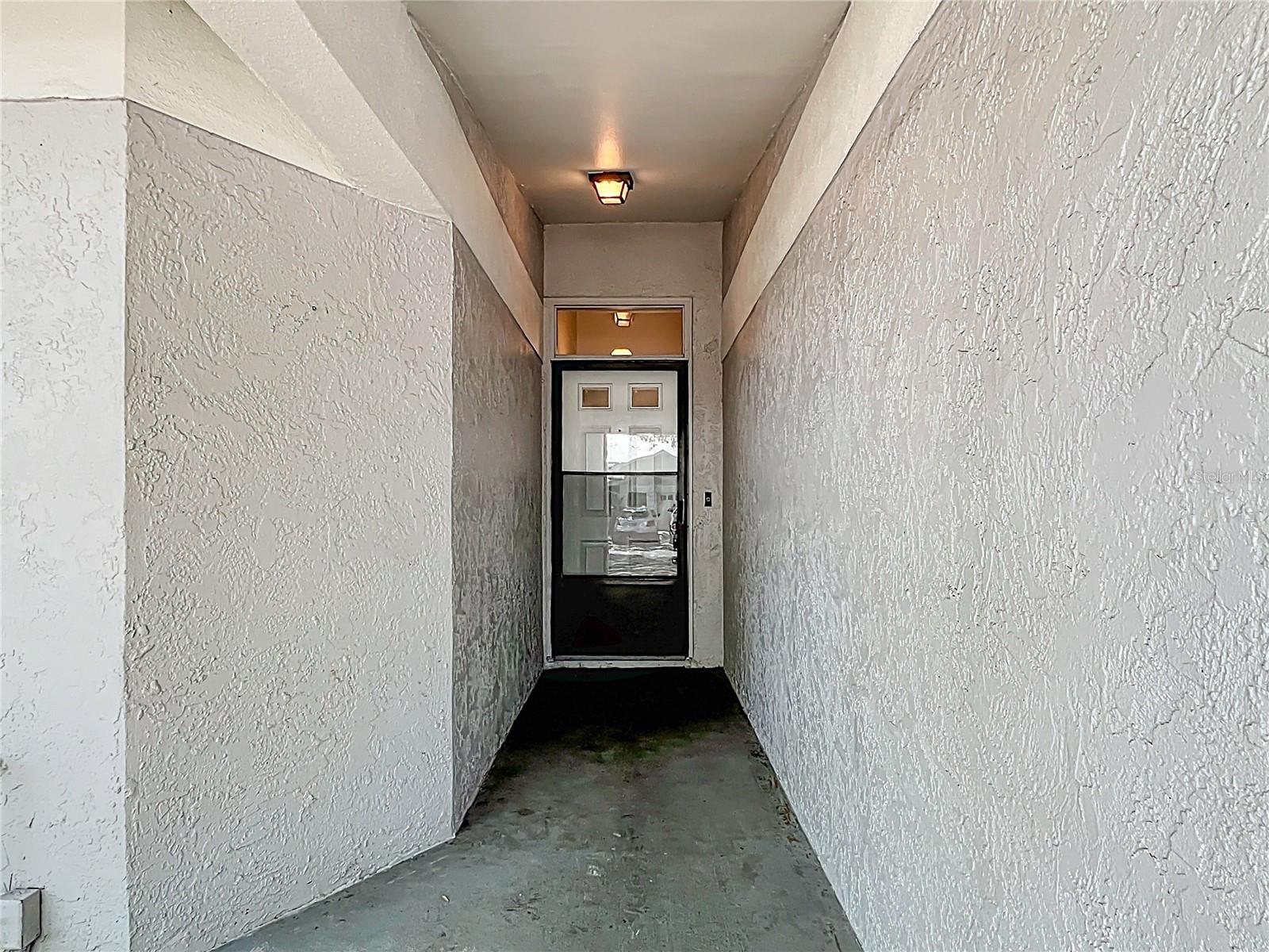 Image 2 of 33 For 1556 Lynda Lane