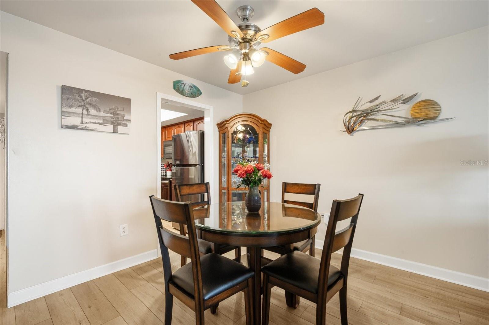 Image 10 of 29 For 5130 Brittany Drive S 604