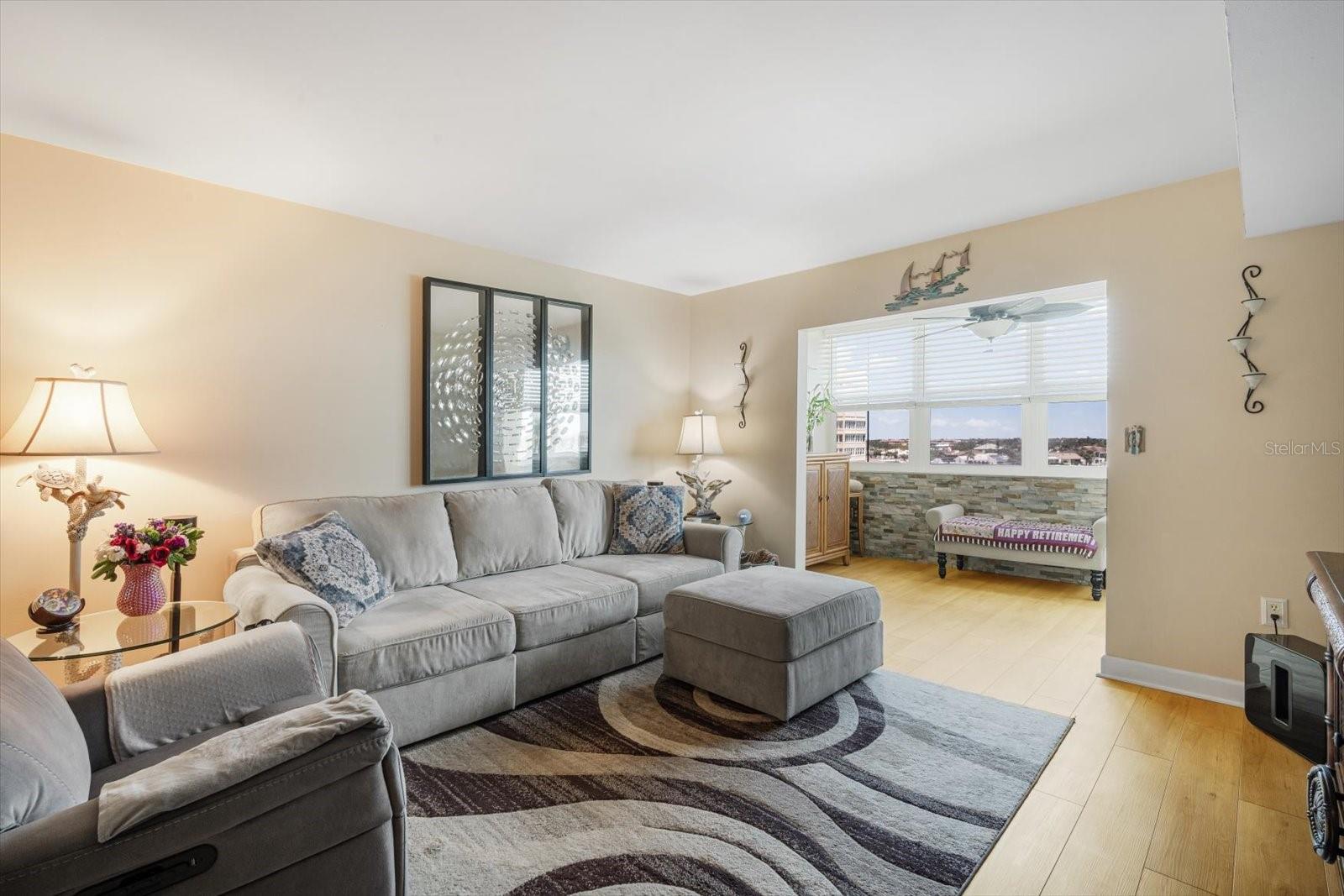Image 8 of 29 For 5130 Brittany Drive S 604