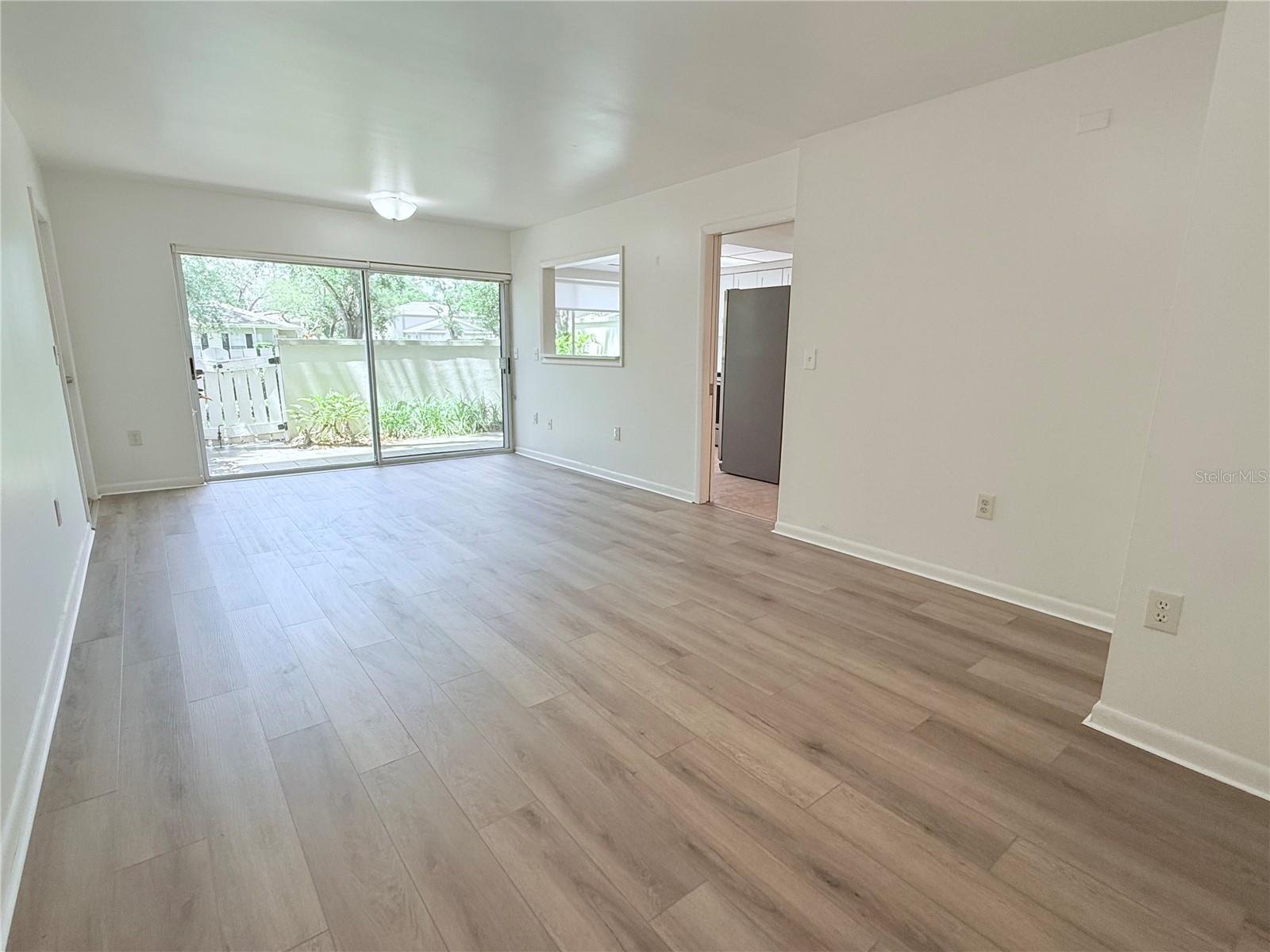 Image 4 of 20 For 6206 Dewdrop Way 0