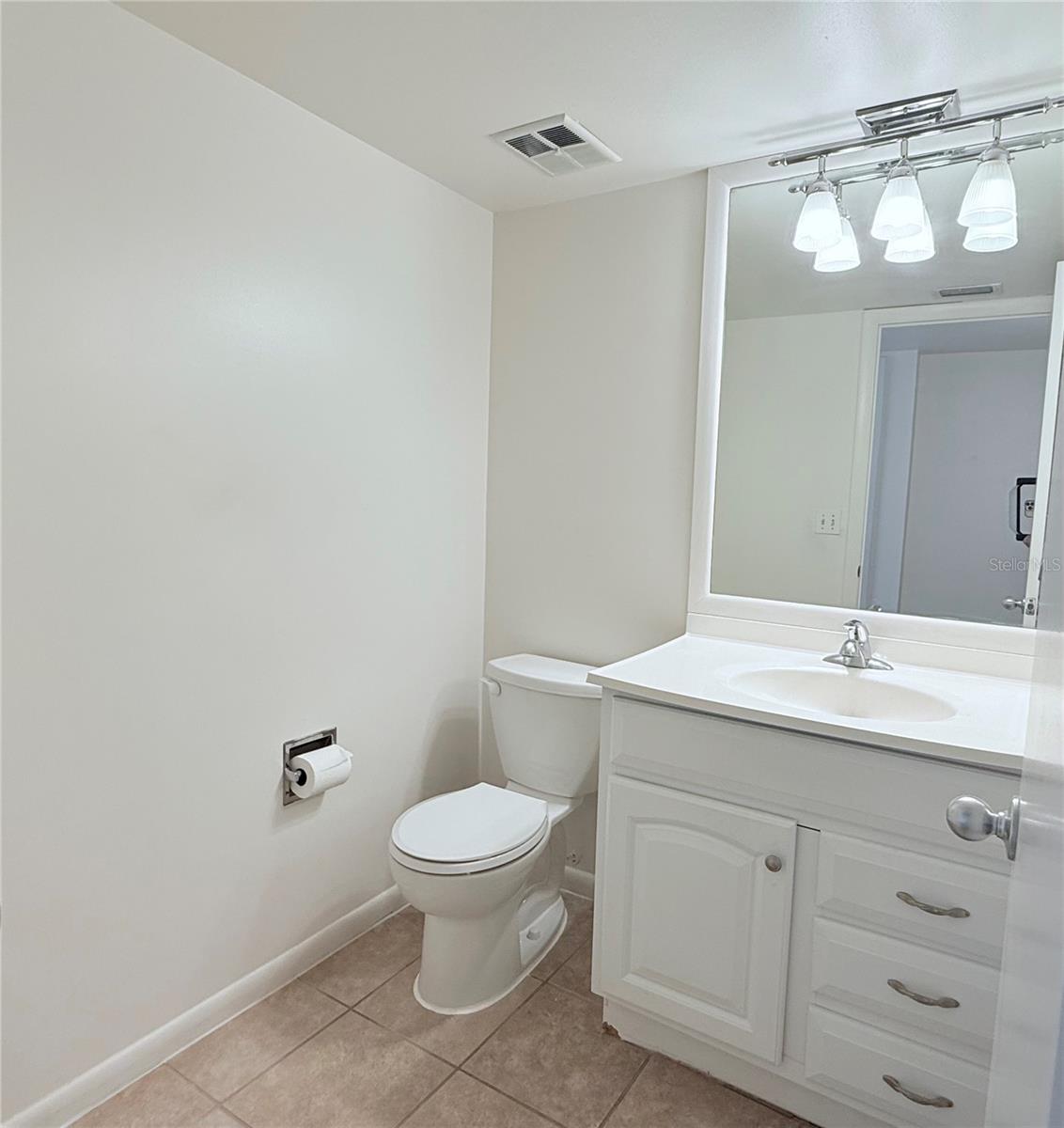 Image 6 of 20 For 6206 Dewdrop Way 0