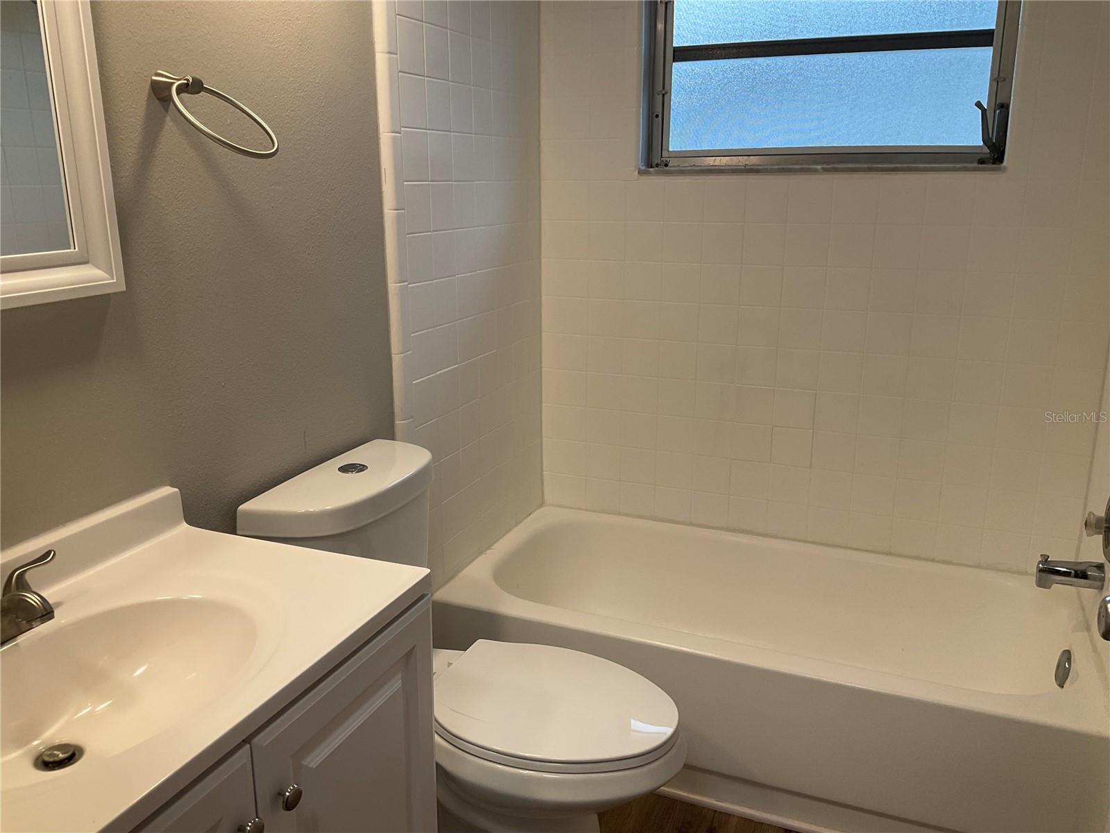 Listing photo id 8 for 10841 Teer Lane