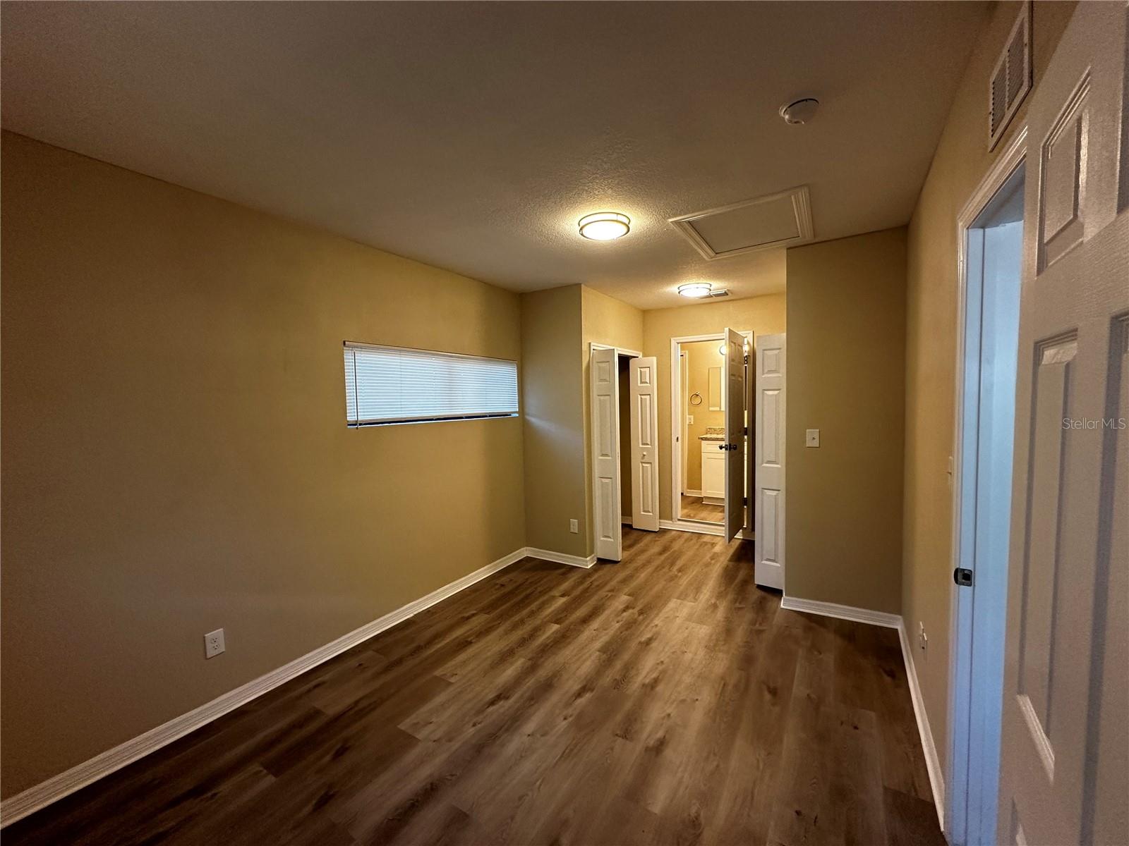 Image 3 of 17 For 7537 17th Lane N