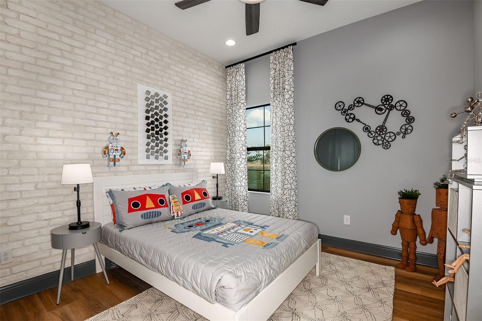Image 24 of 27 For 13726 Heartwood Way
