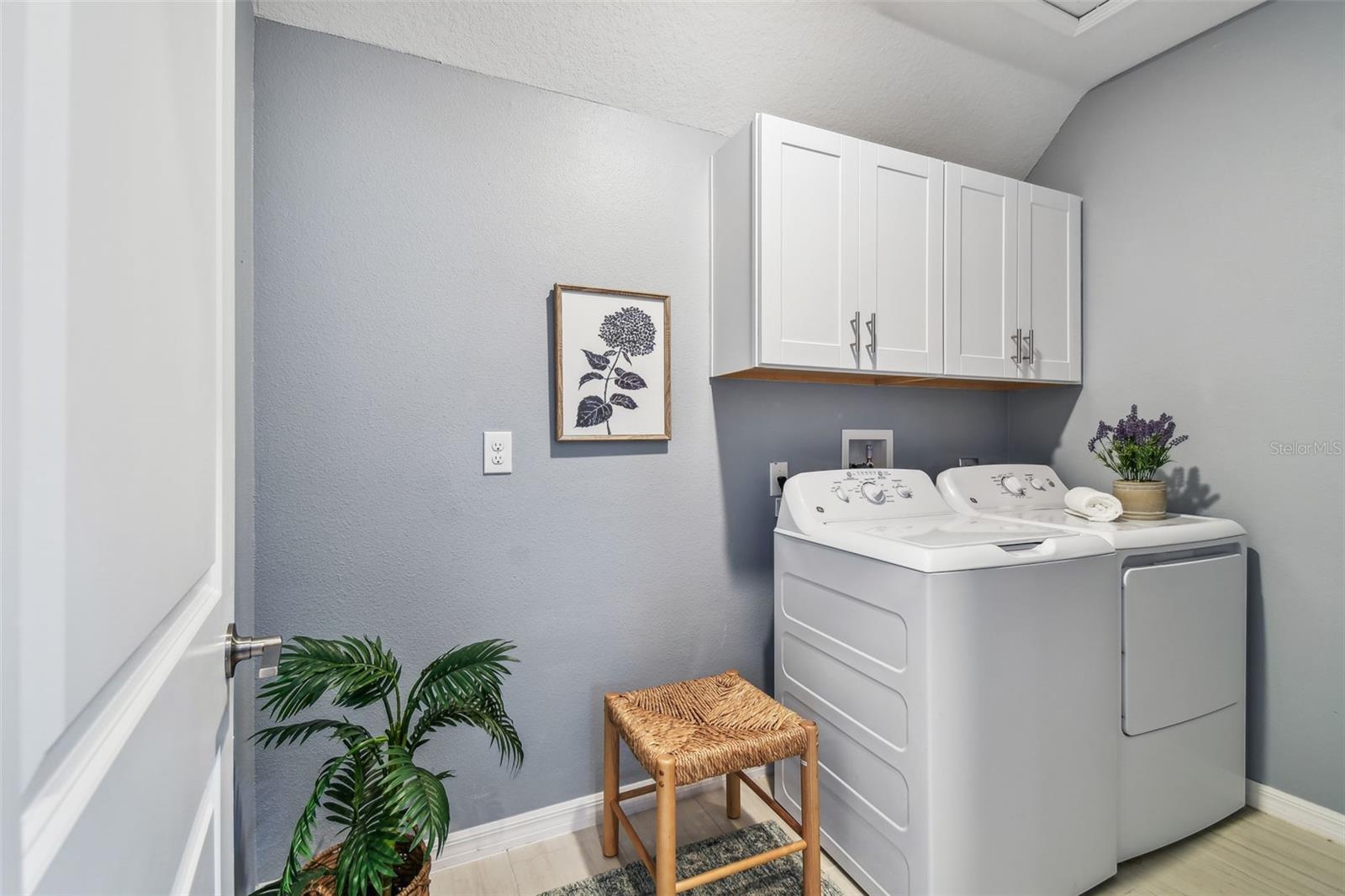 Image 43 of 99 For 8887 Little Bluestem Drive