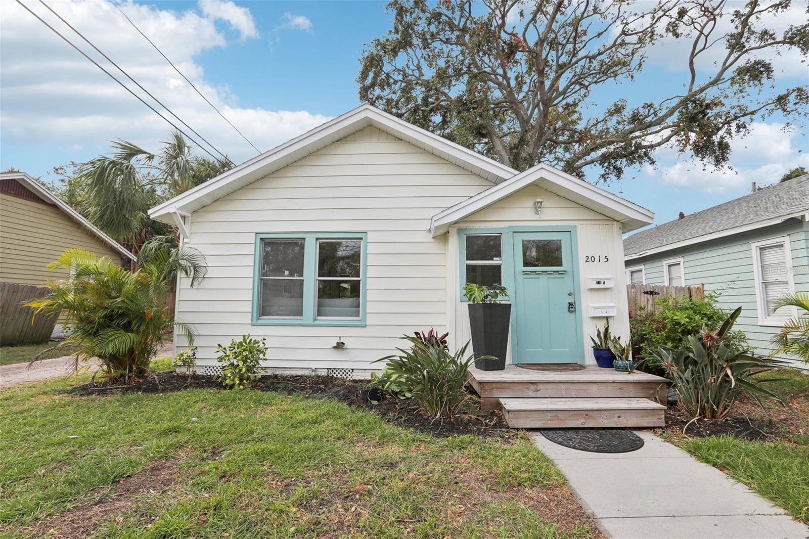 Details for 2015 3rd Street S, ST PETERSBURG, FL 33705