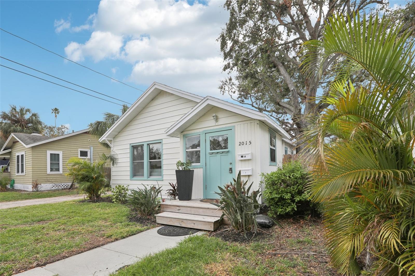 Image 2 of 37 For 2015 3rd Street S