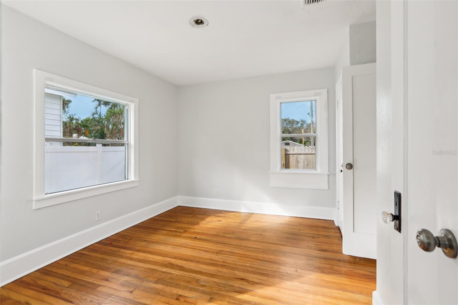 Image 20 of 37 For 2015 3rd Street S