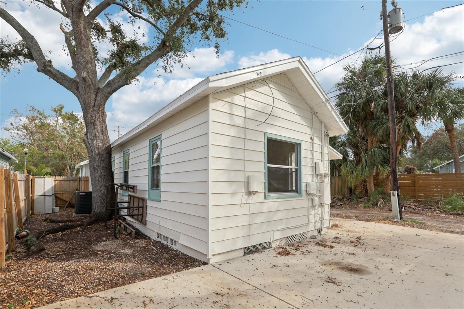 Image 32 of 37 For 2015 3rd Street S