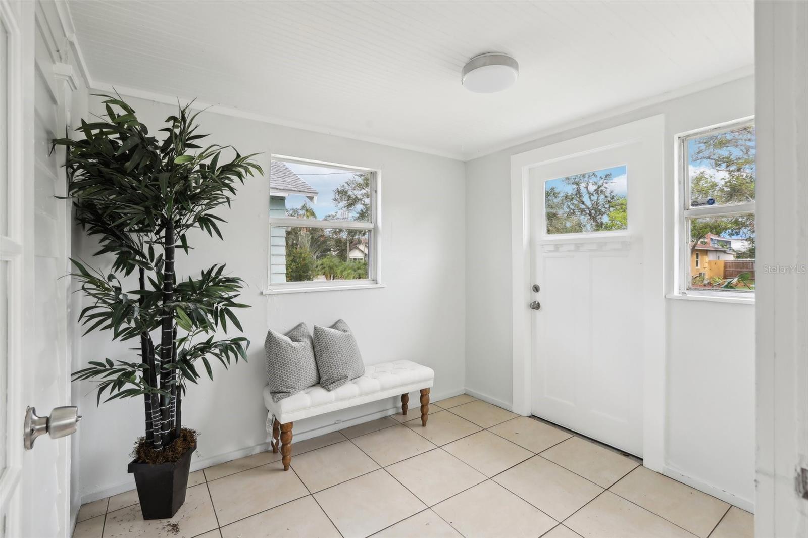 Image 5 of 37 For 2015 3rd Street S