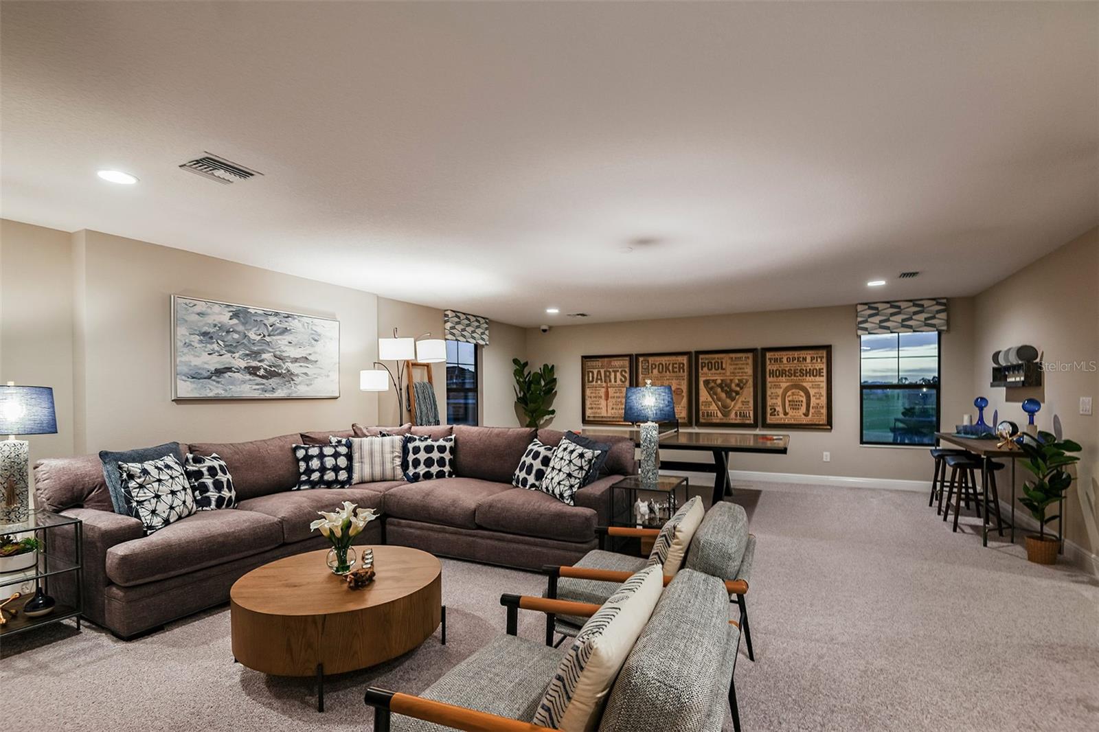 Listing photo id 15 for 13722 Heartwood Way