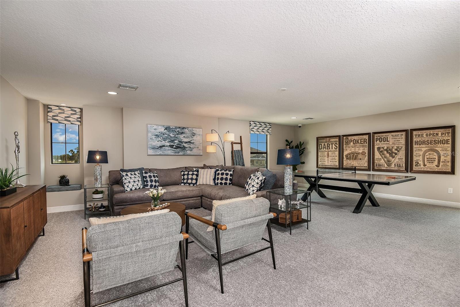 Listing photo id 16 for 13722 Heartwood Way