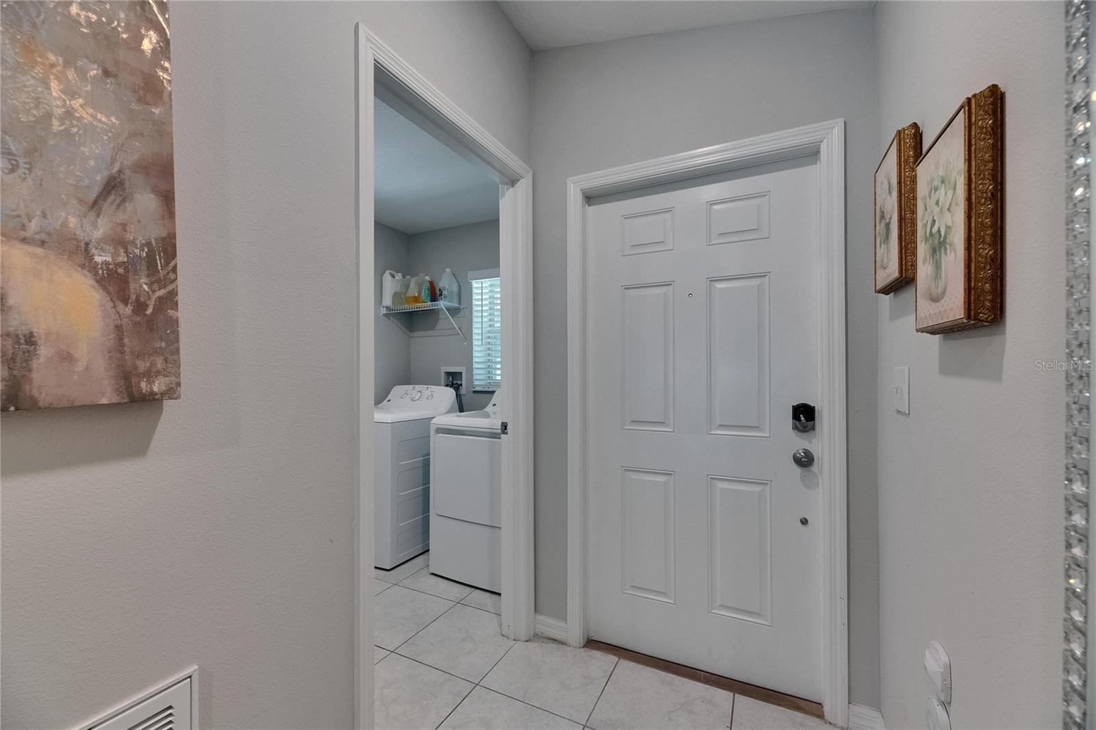 Image 7 of 46 For 872 Olive Conch Street