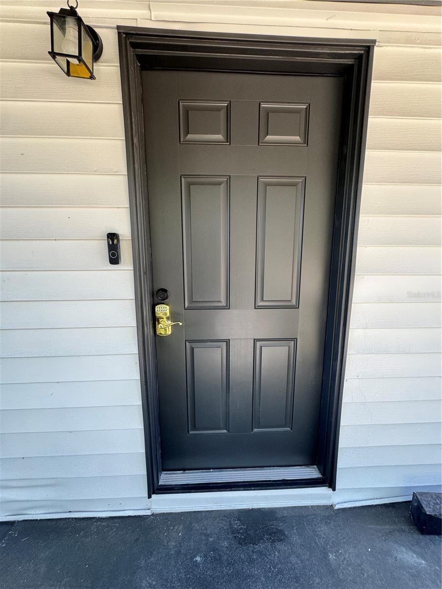 Listing photo id 2 for 1675 13th Avenue S