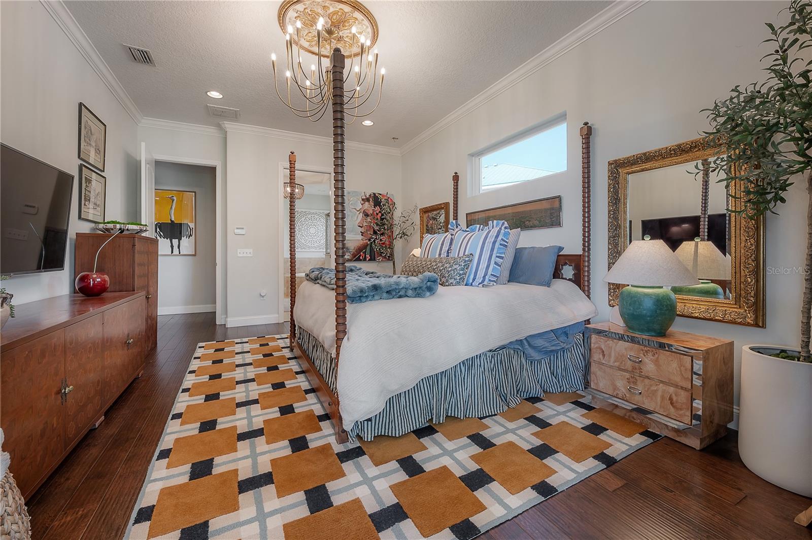Image 42 of 100 For 8927 Key West Island Way