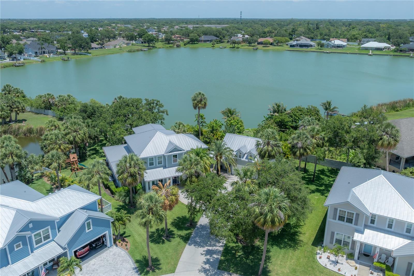Image 7 of 100 For 8927 Key West Island Way