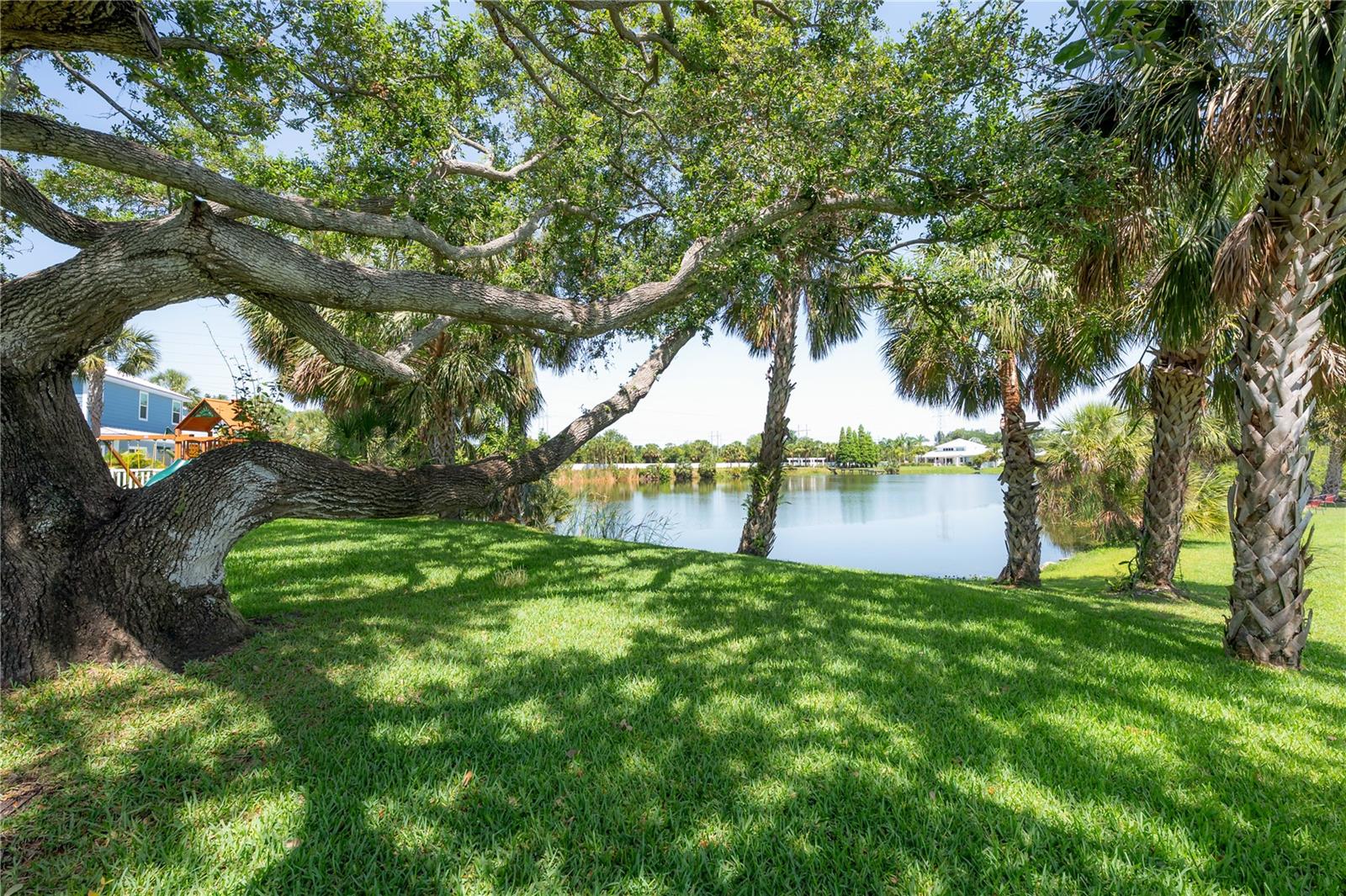 Image 83 of 100 For 8927 Key West Island Way
