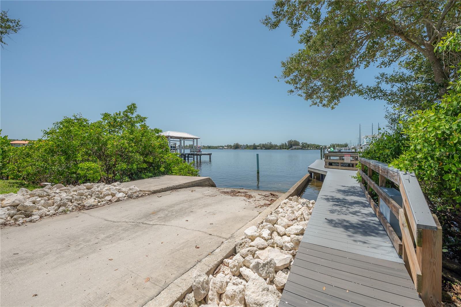 Image 94 of 100 For 8927 Key West Island Way