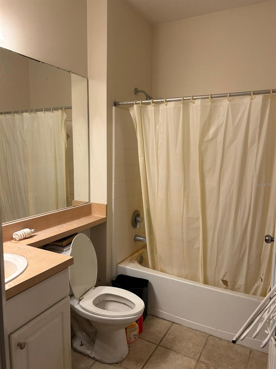 Image 10 of 11 For 12849 Madison Pointe Circle 204