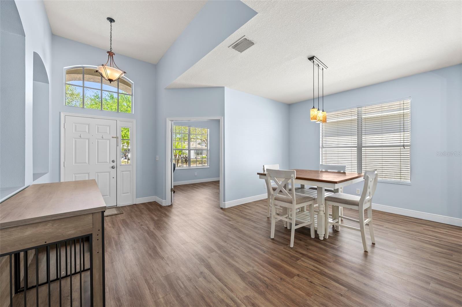 Image 6 of 21 For 11009 Silver Dancer Drive