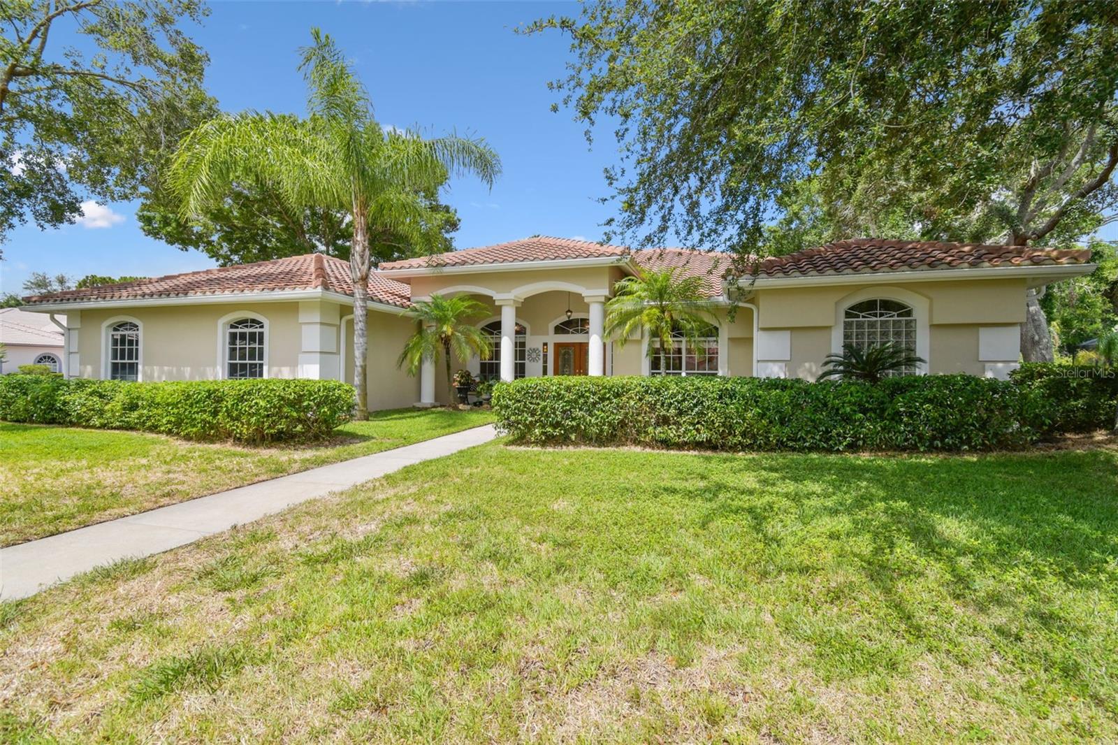 Listing photo id 1 for 3351 Bristol Place