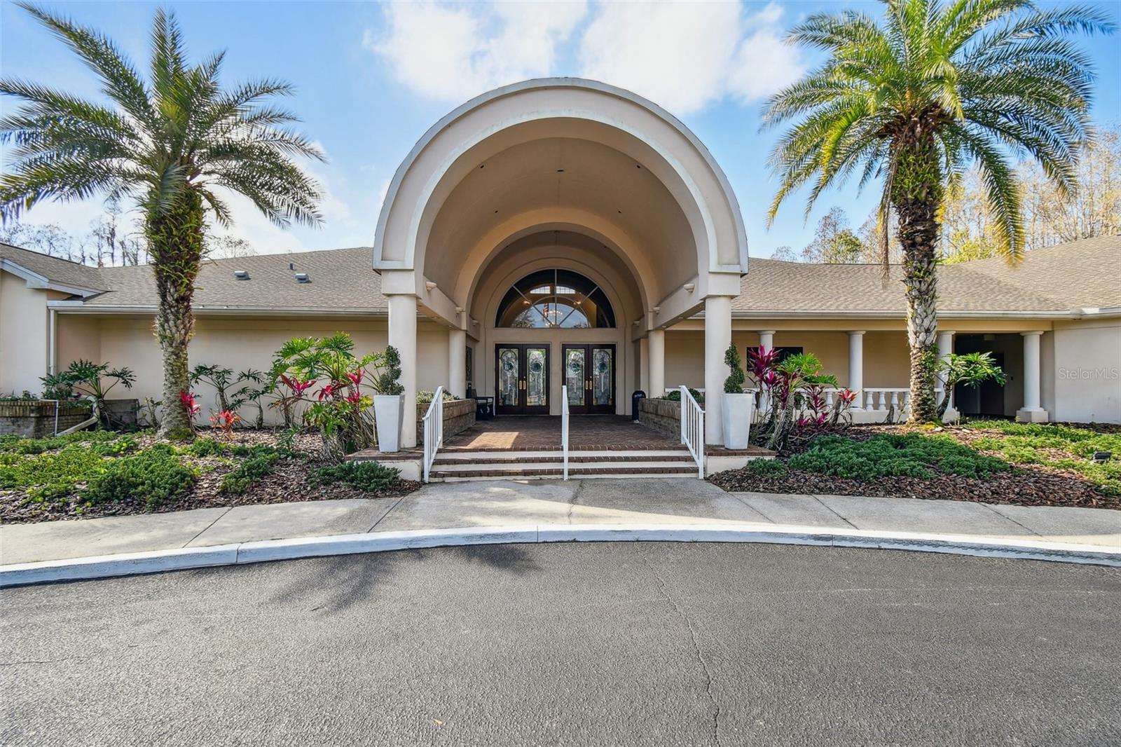 Listing photo id 44 for 3351 Bristol Place