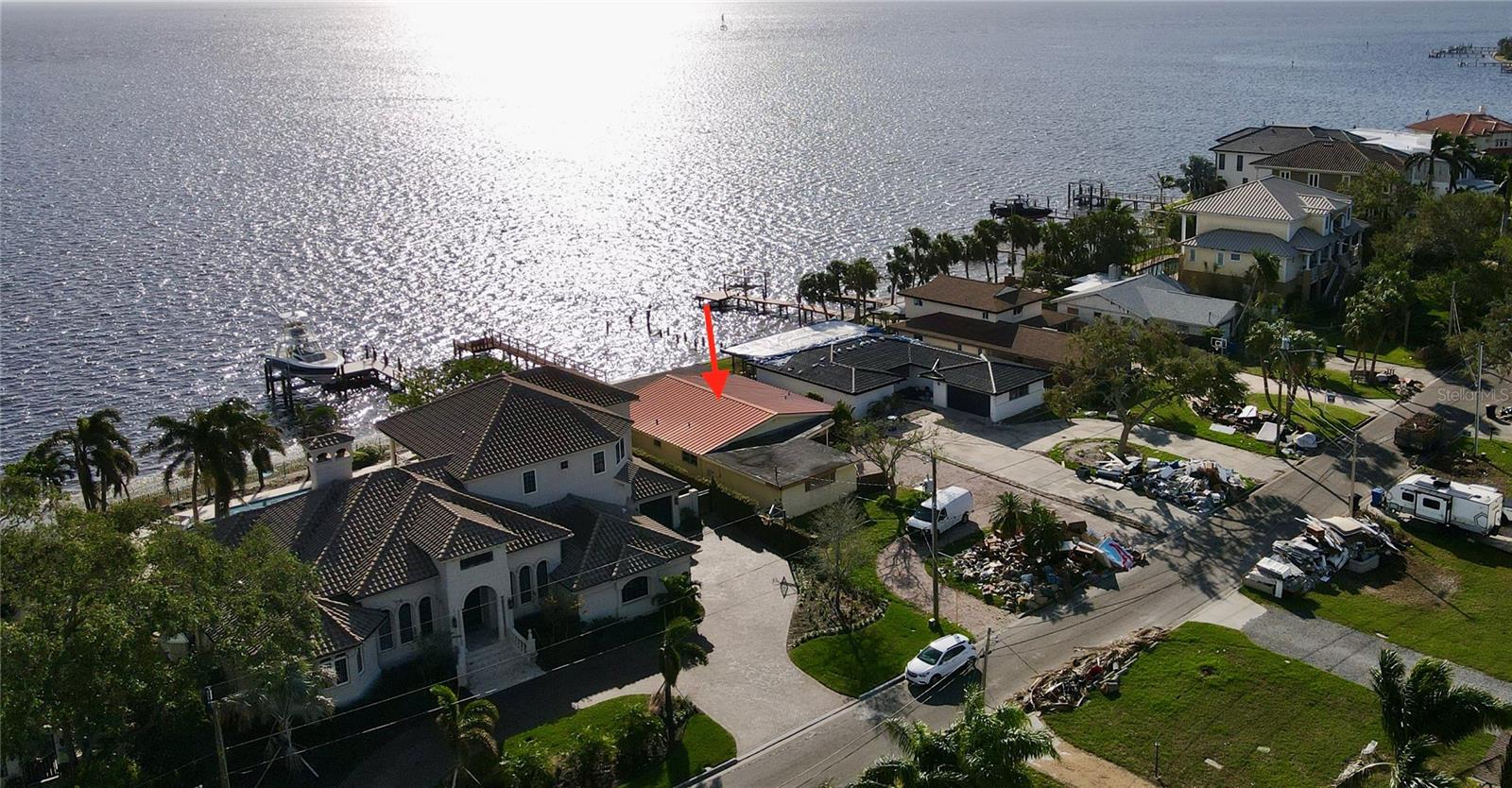 Image 21 of 33 For 3227 Bayshore Boulevard Ne