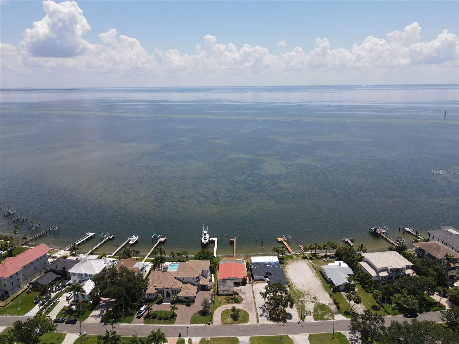 Image 42 of 43 For 3227 Bayshore Boulevard Ne