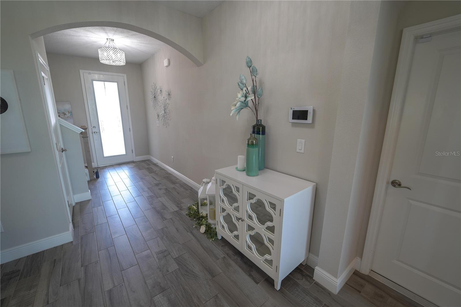 Listing photo id 0 for 13103 Monach Isles Drive