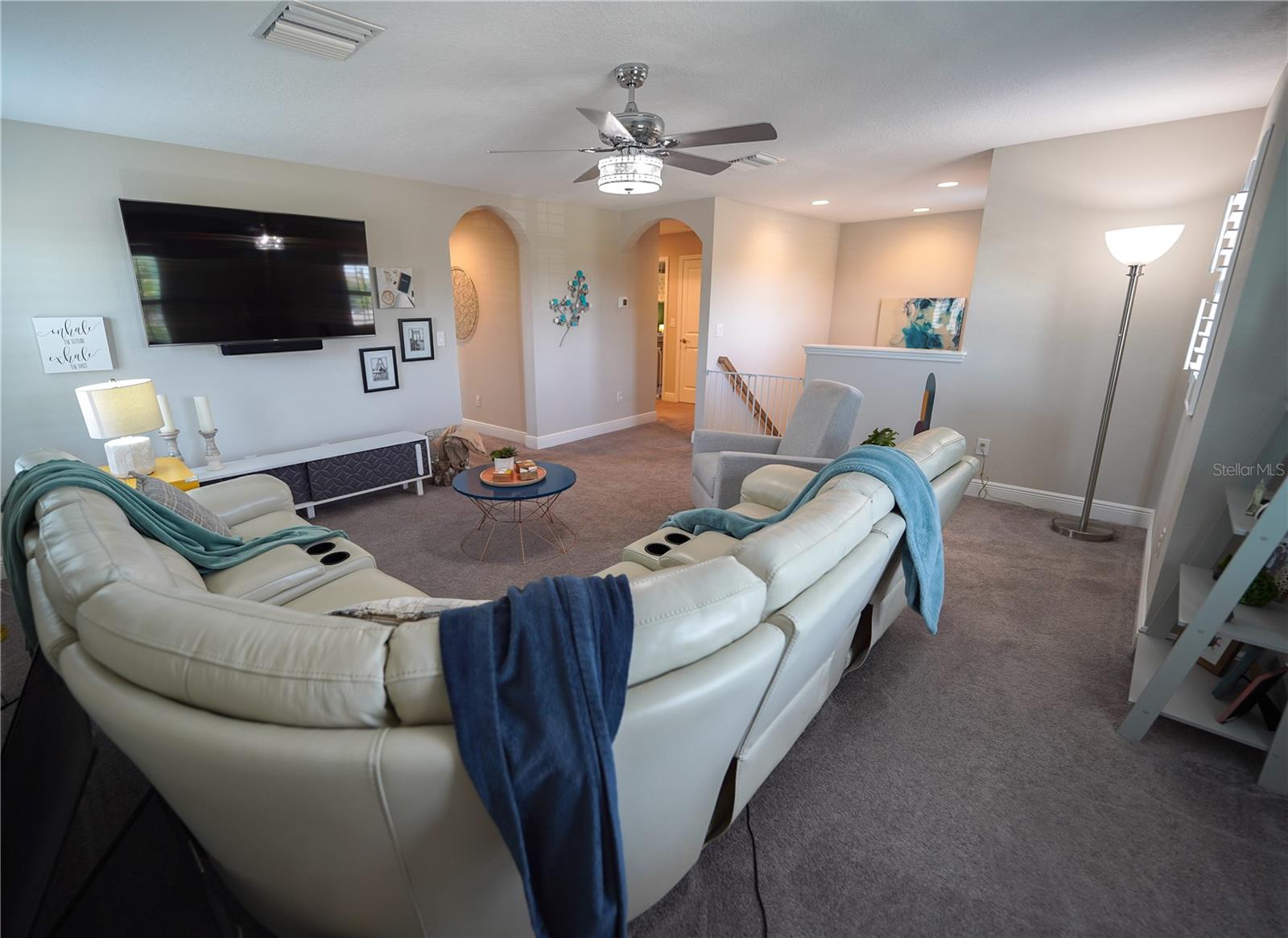 Listing photo id 23 for 13103 Monach Isles Drive