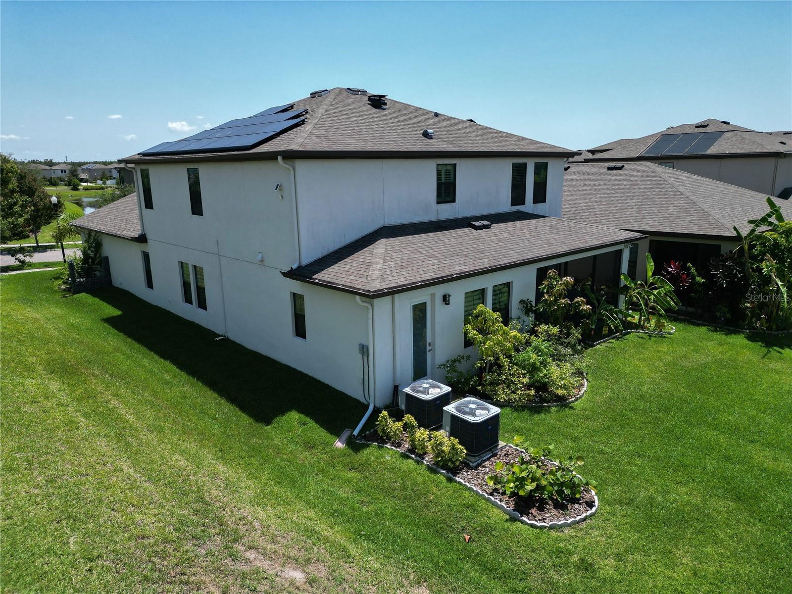 Listing photo id 39 for 13103 Monach Isles Drive