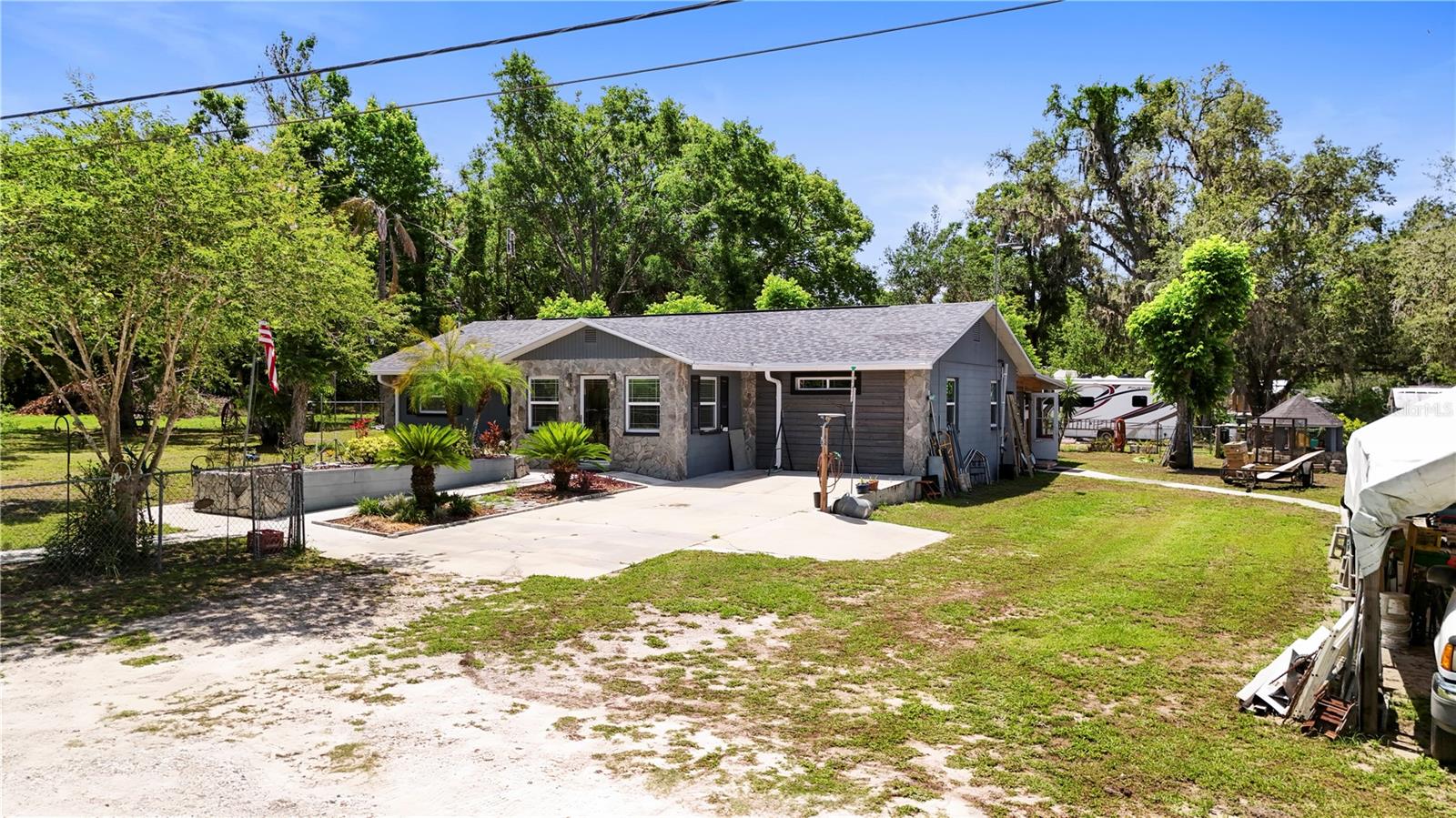 Image 13 of 56 For 39252 Kimberly Avenue