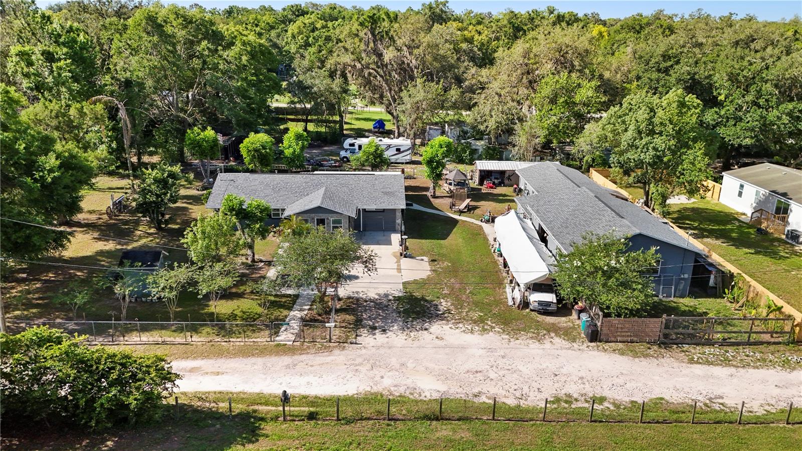Image 8 of 56 For 39252 Kimberly Avenue