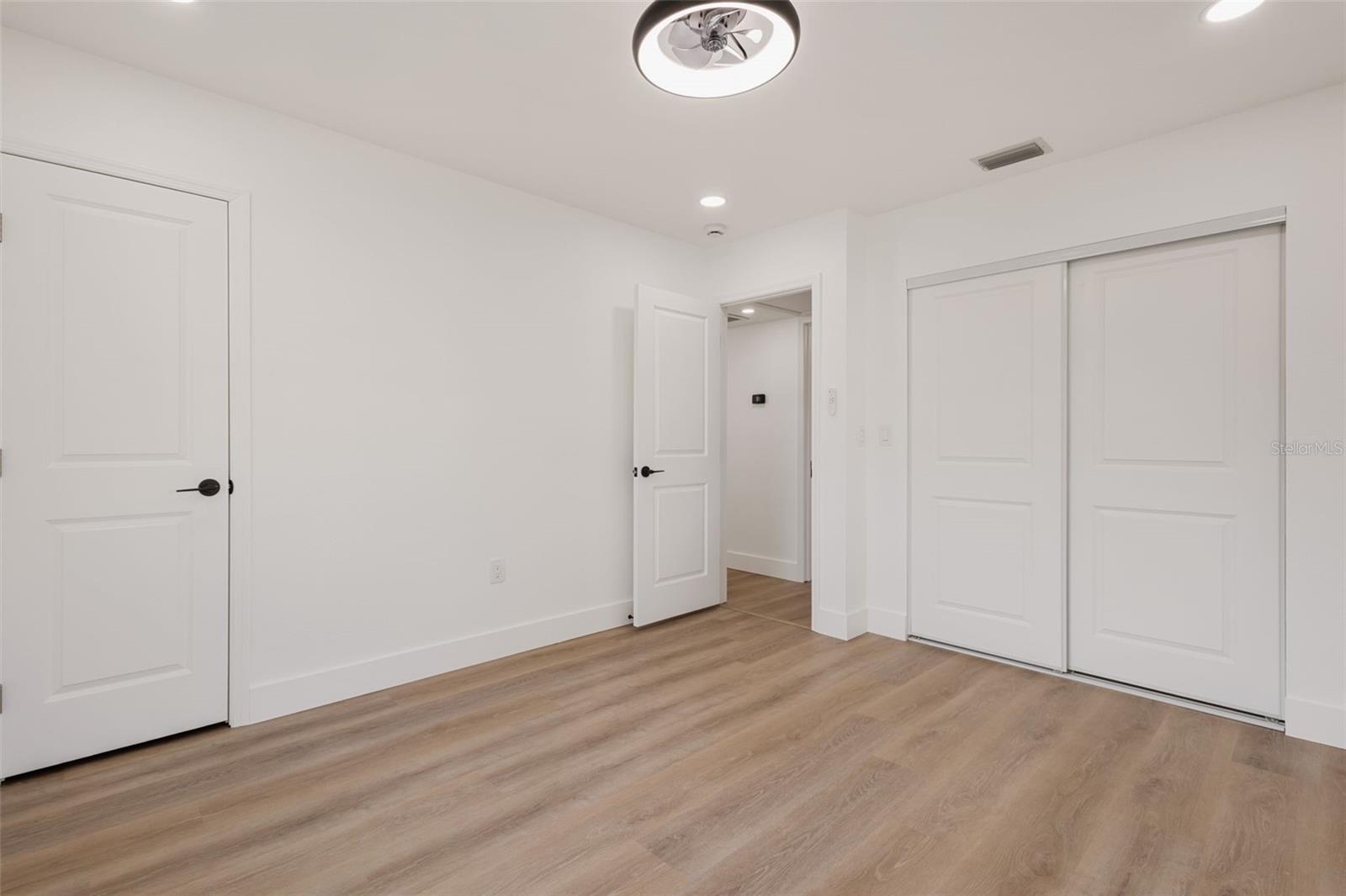 Image 37 of 62 For 75 New Jersey Drive