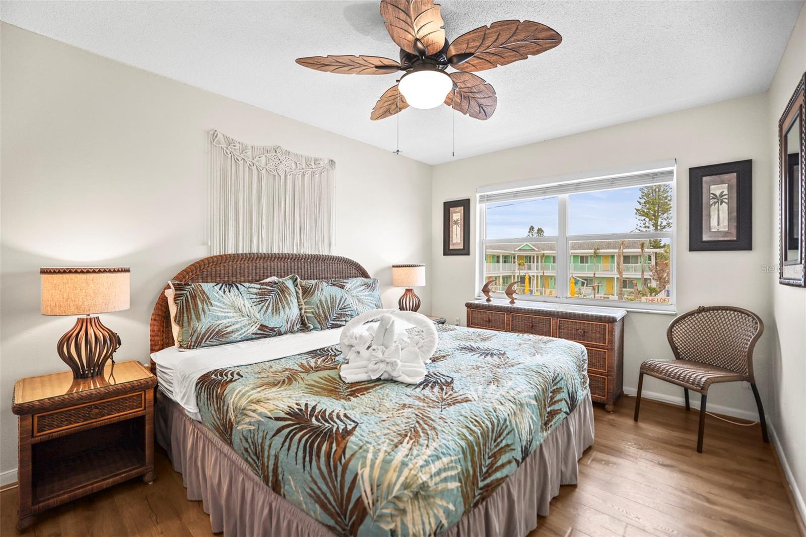 Image 13 of 28 For 600 71st Avenue 18