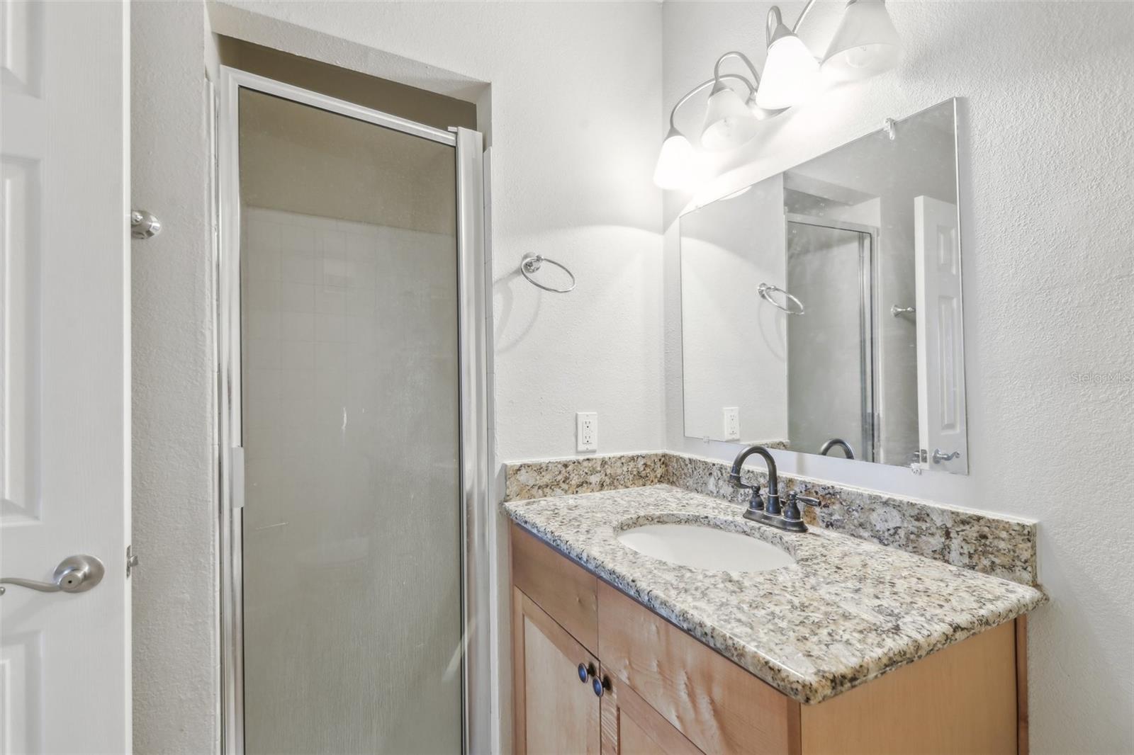 Image 24 of 52 For 219 Pompano Drive Se C