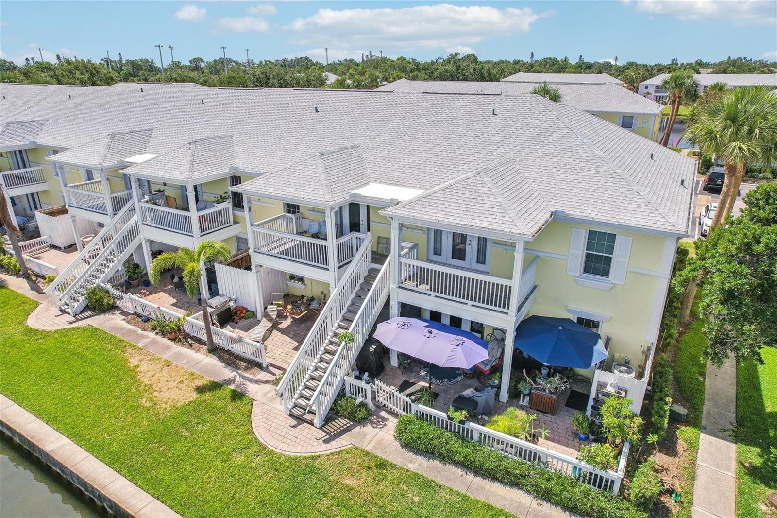 Image 3 of 52 For 219 Pompano Drive Se C