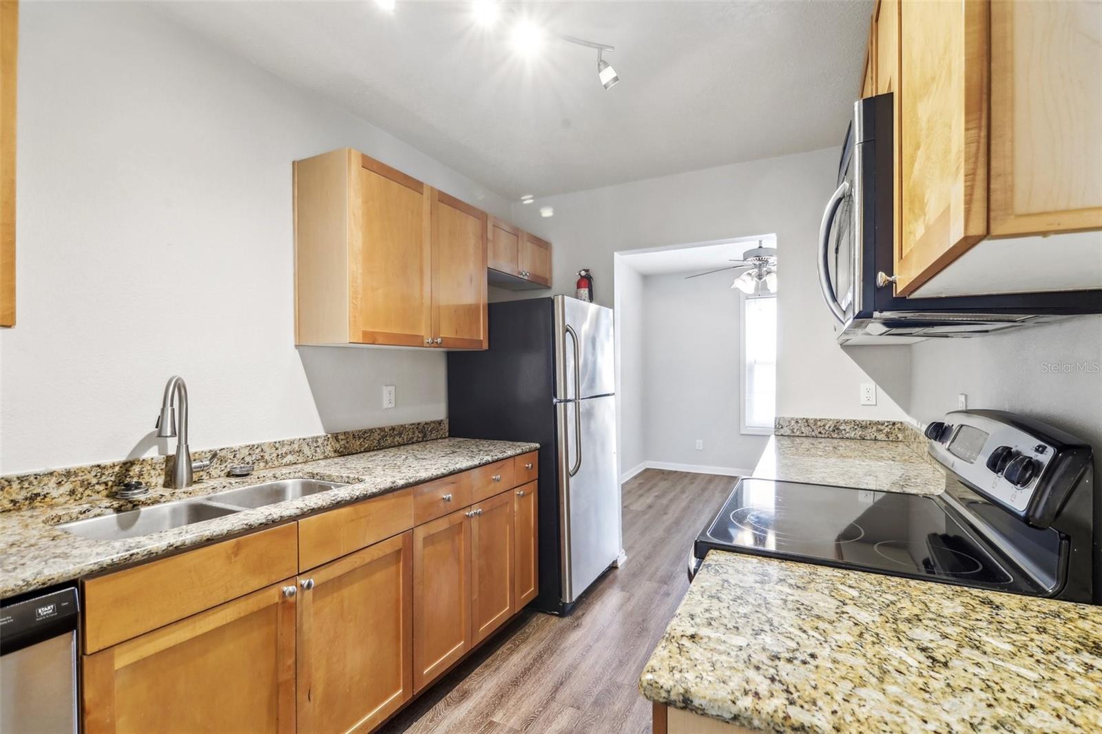 Image 35 of 52 For 219 Pompano Drive Se C