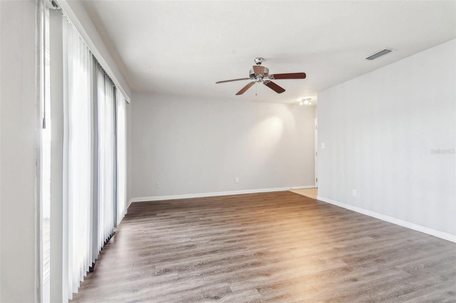 Image 47 of 52 For 219 Pompano Drive Se C