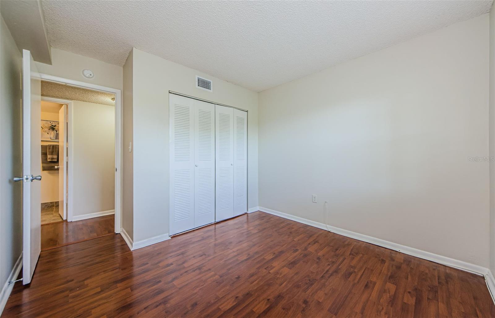 Image 25 of 60 For 2690 Coral Landings Boulevard 722