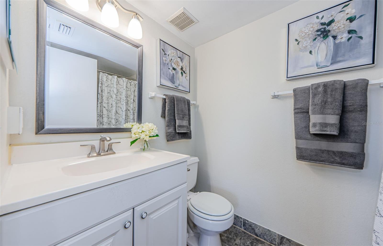 Image 26 of 60 For 2690 Coral Landings Boulevard 722