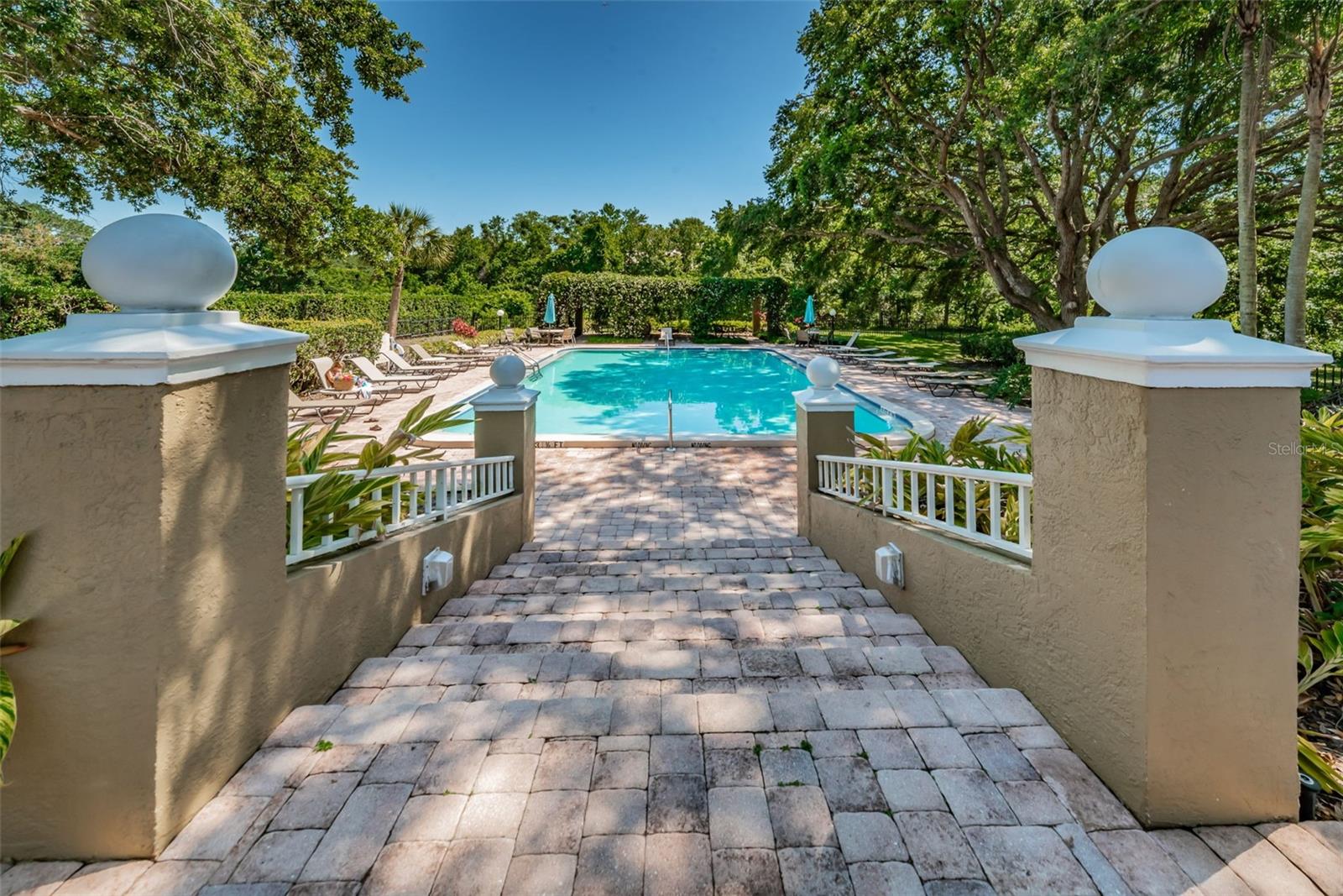 Image 37 of 60 For 2690 Coral Landings Boulevard 722