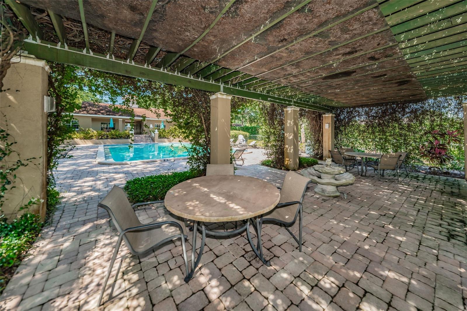 Image 41 of 60 For 2690 Coral Landings Boulevard 722