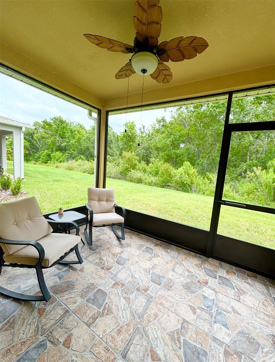 Image 3 of 18 For 18292 Hunters Meadow Walk