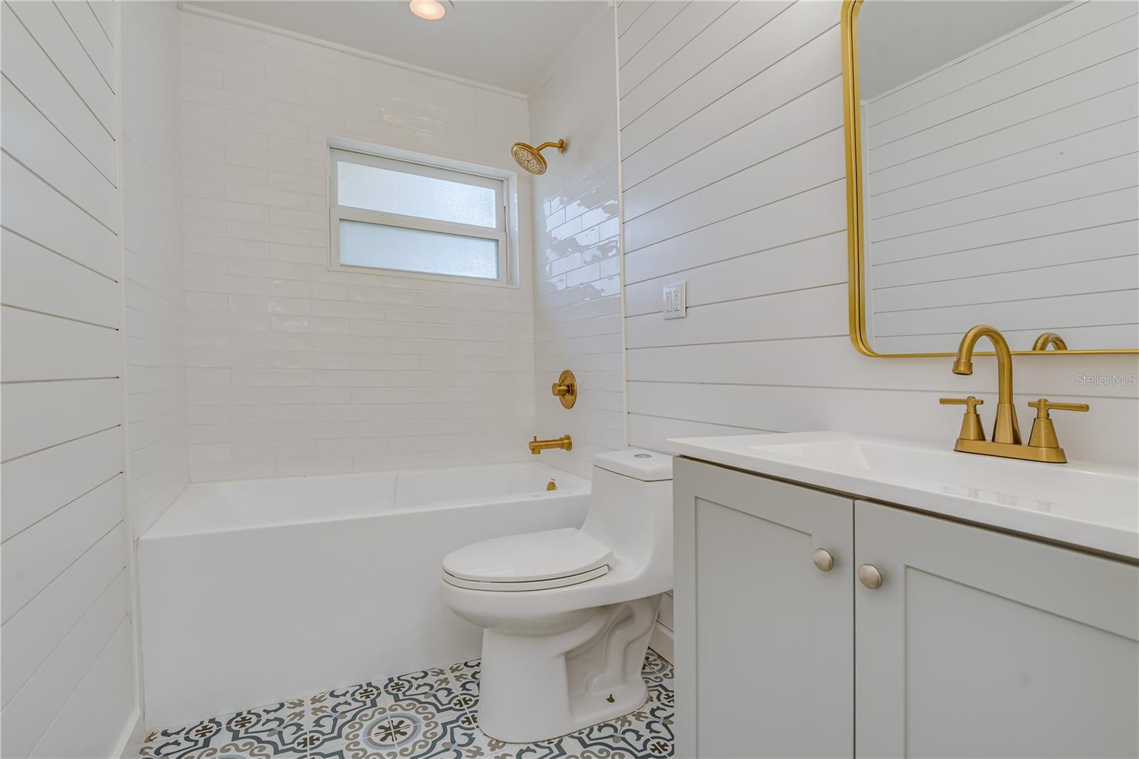 Image 10 of 29 For 4700 Chancellor Street Ne